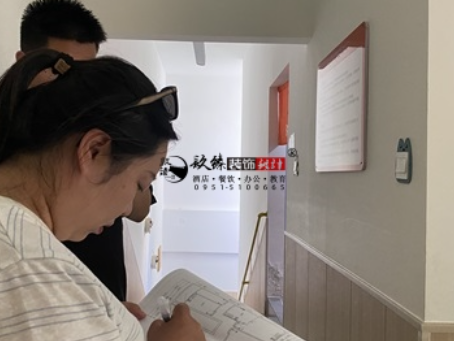 西吉装修公司|西吉实学托管所设计装修项目现场勘查